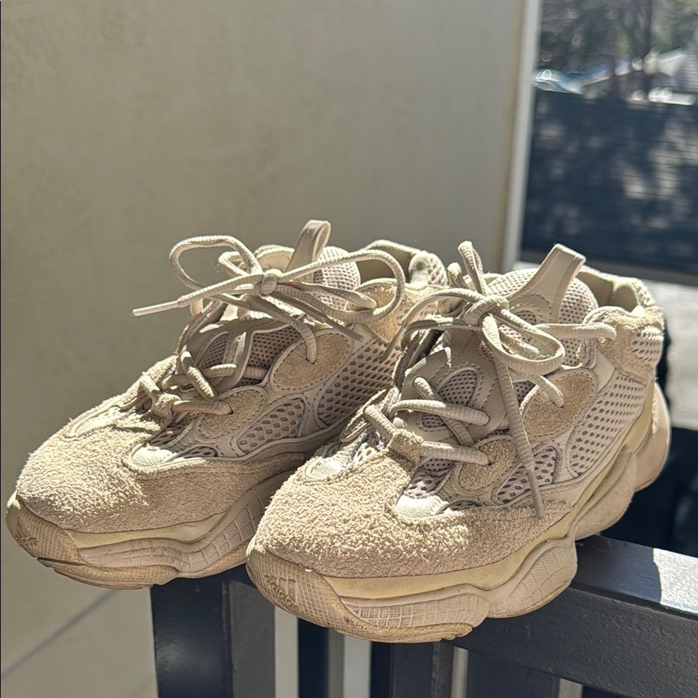 Yeezy Women's Sneakers - Beige